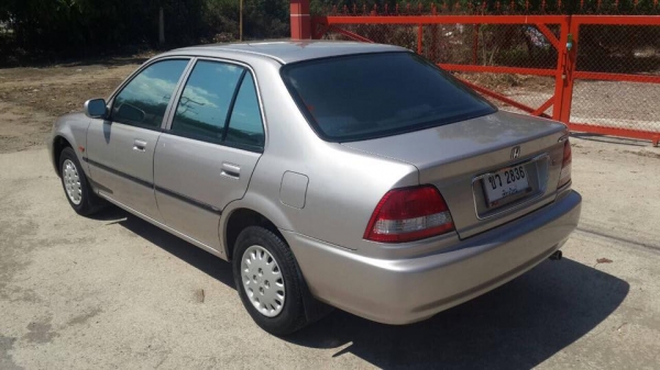 ขาย Honda city type z ปี 42 สีบรอนซ์ทอง เกียร์ออโต้ ราคา 108,000 บาท +++++++++ ขาย Honda city type z ปี 42 สีบรอนซ์ทอง เกียร์ออโต้ ราคา 108,000 บาท +++++++++