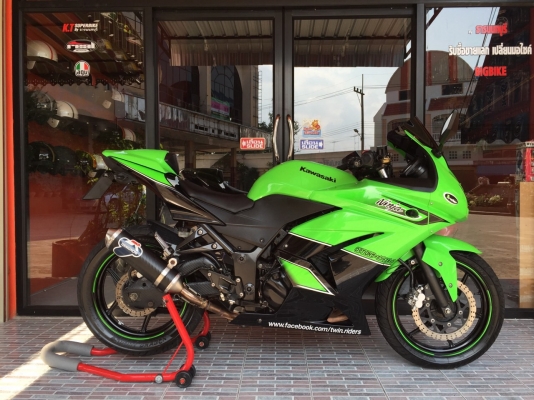 ธารนนทบุรี//ขาย KAWASAKI NINJA 250 ปี 2011 สวยๆของแต่งเต็ม ระบบเครื่อง ระบบไฟสมบูรณ์ทุกจุด ทะเบียนแท้พร้อมโอน ราคา 74,900 บาท