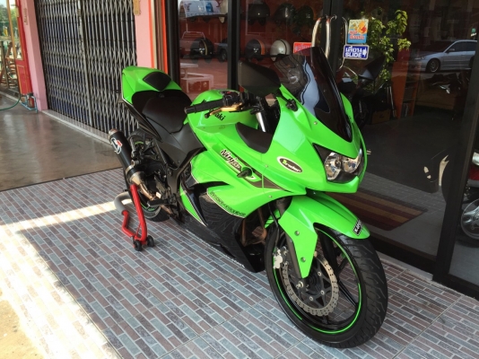 ธารนนทบุรี//ขาย KAWASAKI NINJA 250 ปี 2011 สวยๆของแต่งเต็ม ระบบเครื่อง ระบบไฟสมบูรณ์ทุกจุด ทะเบียนแท้พร้อมโอน ราคา 74,900 บาท