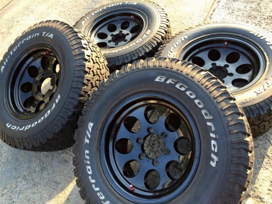 BF Goodrich All-terrain ขนาด 265 70 r16 + แม็กลาย Mickey สวยยกชุด BF Goodrich All-terrain ขนาด 265 70 r16 + แม็กลาย Mickey สวยยกชุด