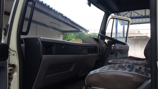 ขายรถ 6 ล้อใหญ่ HINO สิงไฮเทคFF3H195แรงม้า สภาพสวยเดิม เครื่องดี คัชชีสวย เดิม กระจกไฟฟ้า กะบะต่อใหม่ ยาว7.20เมตร รถห้างแท้ พร้อมใช้งานเลยครับ ม ขายรถ 6 ล้อใหญ่ HINO สิงไฮเทคFF3H195แรงม้า สภาพสวยเดิม เครื่องดี คัชชีสวย เดิม กระจกไฟฟ้า กะบะต่อใหม่ ยาว7.20เมตร รถห้างแท้ พร้อมใช้งานเลยครับ ม