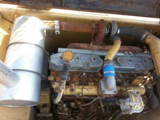 ขายด่วน อะใหล่CAT 320 V2 ขายเป็นอะใหล่นะครับ ตัดหลังสงกรานต์ 16/4/58