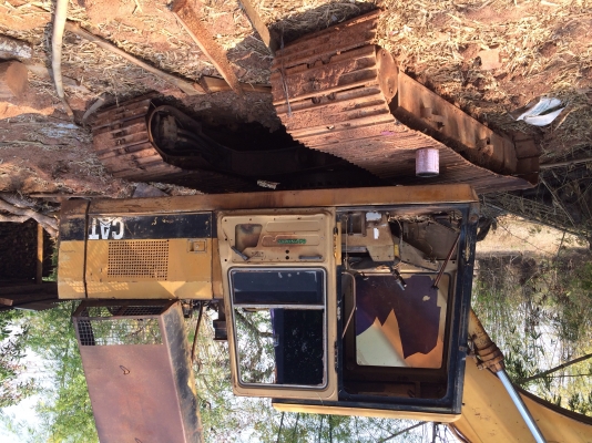 ขายเหมา รถแบคโฮ 5 คัน  ราคาพอดี