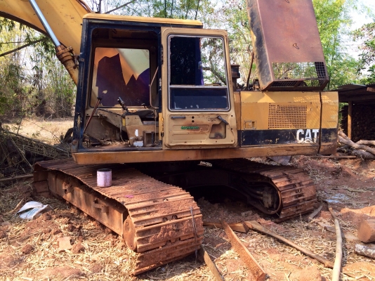 ขายเหมา รถแบคโฮ 5 คัน  ราคาพอดี