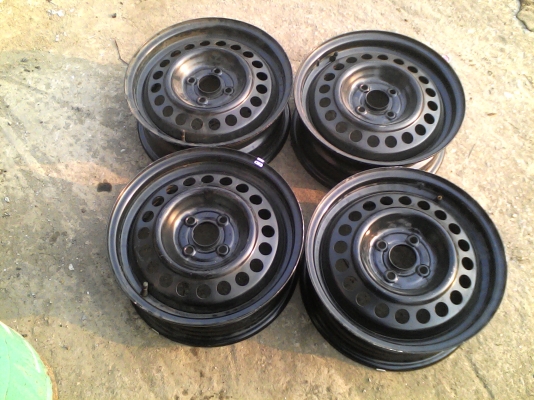 ขอบ 15 รถเก๋ง กะทะล้อ 4 รู 100 MM. ชุด 4 ใบ TEL.081-427-3941 ขอบ 15 รถเก๋ง กะทะล้อ 4 รู 100 MM. ชุด 4 ใบ TEL.081-427-3941