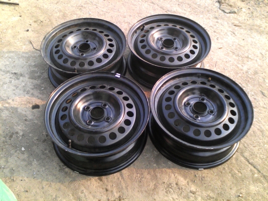 ขอบ 15 รถเก๋ง กะทะล้อ 4 รู 100 MM. ชุด 4 ใบ TEL.081-427-3941 ขอบ 15 รถเก๋ง กะทะล้อ 4 รู 100 MM. ชุด 4 ใบ TEL.081-427-3941