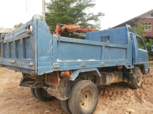 6ล้อดั้ม เอกสารพร้อมโอนครับ