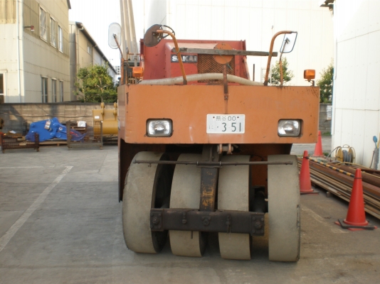 ขายรถบด SAKAI TS150 เก่านอกจากญี่ปุ่น ติดต่อ อำพล 090-9694506, 080-3031241