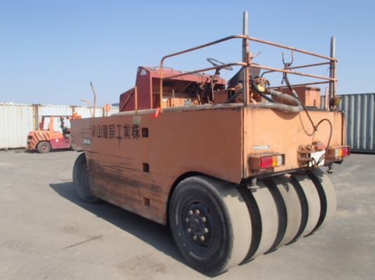 ขายรถบด SAKAI TS150 เก่านอกจากญี่ปุ่น ติดต่อ อำพล 090-9694506, 080-3031241