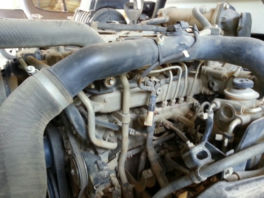 รถอีซูซุ 6 ล้อดั้ม FRR  210 แรงม้า. ปี 54  ( รถวิ่ง 6x,xxx กม. )     สนใจติดต่อ  081 - 6079515