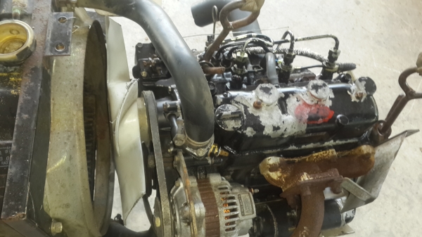 เครือง 3 สูบ 15 แรง รหัส L -- 6