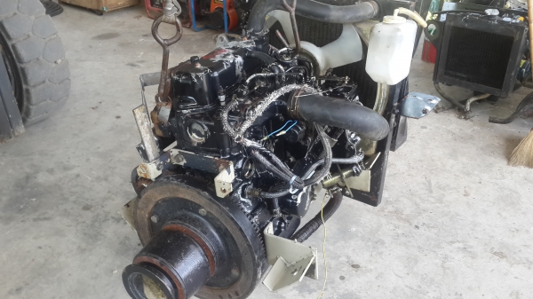 เครือง 3 สูบ 15 แรง รหัส L -- 6