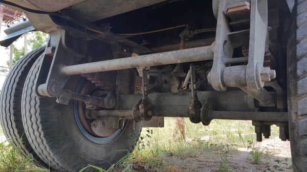 ขายรถพ่วง 18 ล้อ 2 เพลา กระบะเหล็ก อู่.สามมิตรล๊อนเฉียง ISUZU 270 ปี.46  รถใช้งาน ราคา.1650000 ต่อรอง