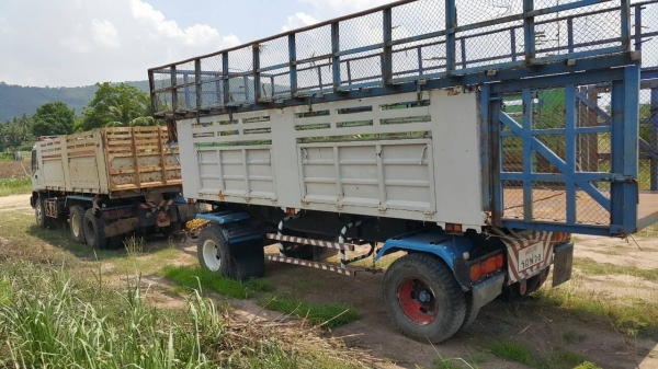 ขายรถพ่วง 18 ล้อ 2 เพลา กระบะเหล็ก อู่.สามมิตรล๊อนเฉียง ISUZU 270 ปี.46  รถใช้งาน ราคา.1650000 ต่อรอง