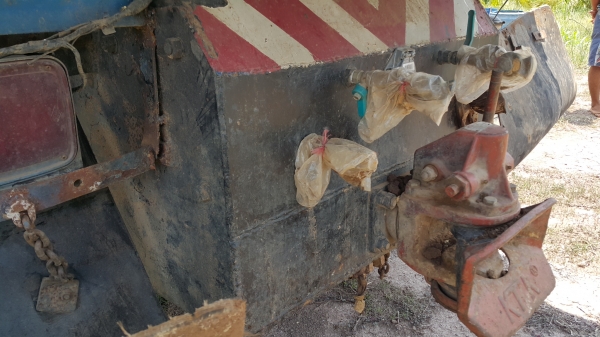 ขายรถพ่วง 18 ล้อ 2 เพลา กระบะเหล็ก อู่.สามมิตรล๊อนเฉียง ISUZU 270 ปี.46  รถใช้งาน ราคา.1650000 ต่อรอง