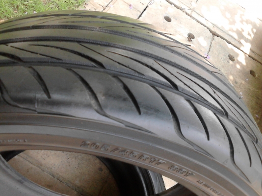 205/45R17 YOKOHAMA S-drive   มี 2 เส้น   TEL.081-427-3941