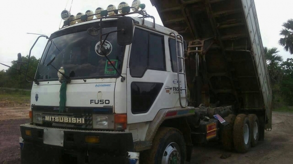 ขายรถ 10 ล้อ 2 เพลา กระบะเนียมดั้ม MITSUBISHI MMT FN528 เครื่อง.220 แรง 10 SPEED ปี.42 ราคา.950000 สนใจโทรเลย ขายรถ 10 ล้อ 2 เพลา กระบะเนียมดั้ม MITSUBISHI MMT FN528 เครื่อง.220 แรง 10 SPEED ปี.42 ราคา.950000 สนใจโทรเลย