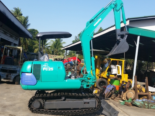 ขาย รถขุด KOMATSU รุ่น PC25-1-  แทร็กเหล็ก มือสองญี่ปุ่น สลักแน่น เทียบเท่า PC30-7-  สวย พร้อมใช้งาน มือถือ/LINE ID :0818753444
