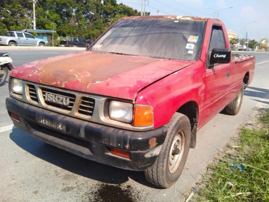 ขายคู่ครับ  อีชุชุ  TFR90ปี36  สีขาว    TFR87 ปี34 สีแดง  รถประมูลครับ  เอกสารต้องรอ30วัน  ราคา185000ต่อรองนิดหน่อย