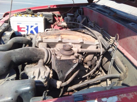 ขายคู่ครับ  อีชุชุ  TFR90ปี36  สีขาว    TFR87 ปี34 สีแดง  รถประมูลครับ  เอกสารต้องรอ30วัน  ราคา185000ต่อรองนิดหน่อย