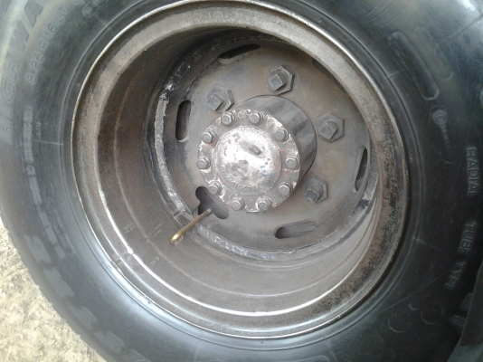 ขายตามสภาพหกล้อฮีโนFBเครื่อง120แรงสภาพสวยเครืองดี ขายตามสภาพหกล้อฮีโนFBเครื่อง120แรงสภาพสวยเครืองดี