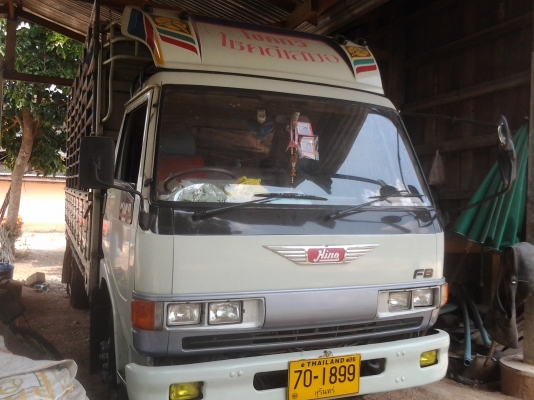 ขายตามสภาพหกล้อฮีโนFBเครื่อง120แรงสภาพสวยเครืองดี