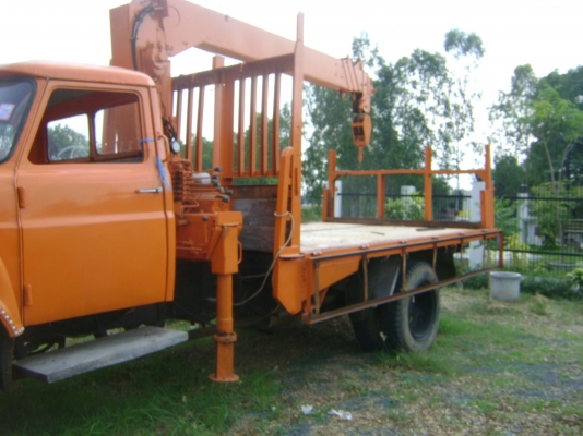 เครื่อง DA 120  เครน 3.5 ตัน ลงเล่ม ทะเบียนเต็ม ตามภาพ ราคา  360,000บาท