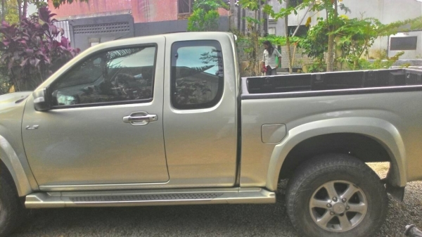 Isuzu D-Max Rodeo 4X4 VGS Turbo 3000 ปี 2008 สภาพดี