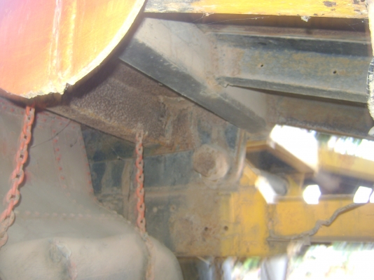 เครื่อง 6 BB 145แรง(((ไม่มี ทะเบียน )) รถตามภาพ ขึ้น 200ได้  ราคา  225,000 บาท