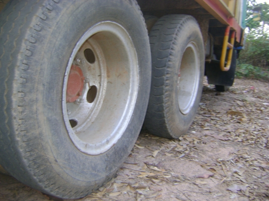 เครื่อง 6 BB 145แรง(((ไม่มี ทะเบียน )) รถตามภาพ ขึ้น 200ได้  ราคา  225,000 บาท