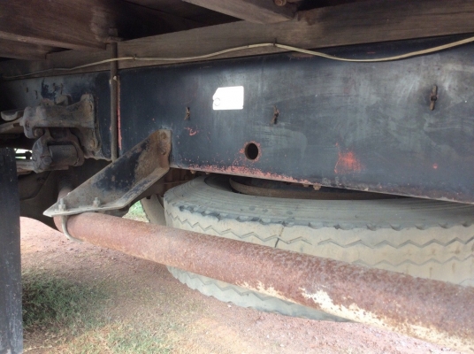 ISUZU Rocky6ล้อ( FTR ห้างแท้)  ยาว7.2 ม. เบรคจิ๊ฟฟี่ พวงมาลัยพาว์เวอร์ เครื่องดี ขับดี ครัทซีสวย พื้นปูเหล็ก รั้วแป๊บสูง ขาย 650,000 บาท