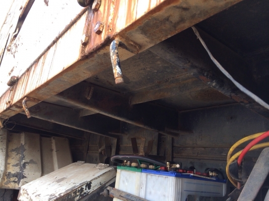 ขายกะบะไม่ดั้มยาว6.20เมตร พร้อมคอกใส่อ้อย ราคาถูก