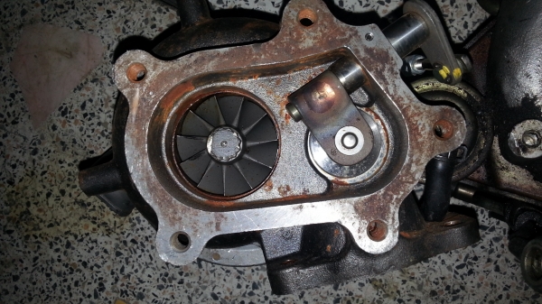 ขายเทอร์โบ isuzu 4hk japan สภาพใหม่เก่าเก็บ 23,500 ของแท้