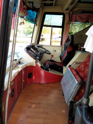 ขายรถบัส 10 ล้อ 2 ชั้นแอร์ HINO เครื่อง F17D 8 สูบ 520 แรงม้า 2 ชั้นปี 2554 ราคา 2300000