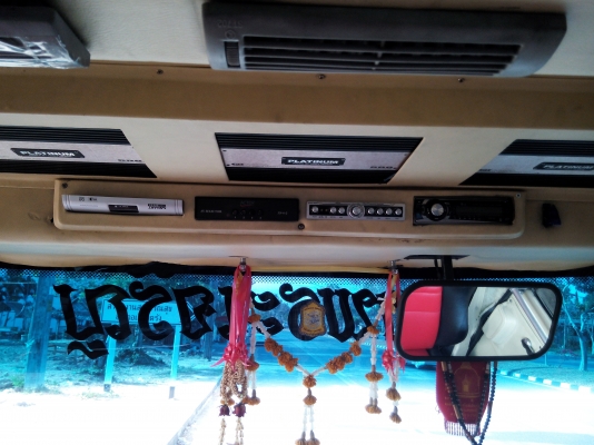 ขายรถบัส 10 ล้อ 2 ชั้นแอร์ HINO เครื่อง F17D 8 สูบ 520 แรงม้า 2 ชั้นปี 2554 ราคา 2300000