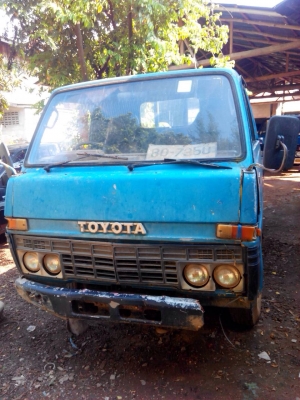 โตโยต้า ไดน่า 4 ล้อ โตโยต้า ไดน่า 4 ล้อ