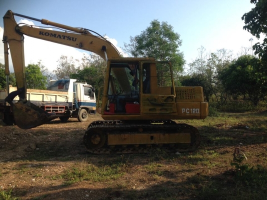 รถถูกพร้อมใช้ Komatsu PC120-3
