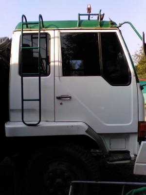 มิตซูบิชิ เอฟเอ็น527  Mitsubishi FN527