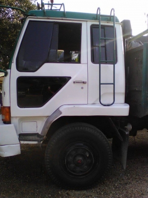 มิตซูบิชิ เอฟเอ็น527  Mitsubishi FN527