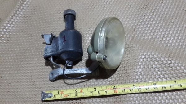 ไดนาโม...ปั่นไฟ+โคม