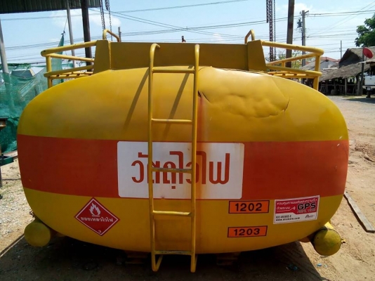 **ขายแล้วครับขอบคุณ Truck2hand ขาย ถังบรรจุน้ำมัน ถังเหล็กขนาดบรรจุ 15,000 ลิตร(หนึ่งหมื่นห้าพันลิตร) ช่องละ3,000 จำนวน5 ช่อง แบบโหลดล่าง ถังสภาพสวย ไม่มีผุ เหล็กหนา แข็งแรง ใช้งานปกติ ทุกส่วน ทรงสวย สีสันสวย พร้อมใช้งาน ราคาต่อรองได้เด้อ พี