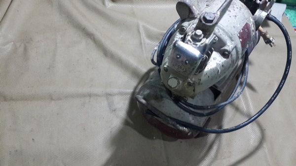 ปั้มลมญี่ปุ่นครับ เล็กๆแรงๆ น่ารัก^_^ พร้อมใช้ ปั้มลมญี่ปุ่นครับ เล็กๆแรงๆ น่ารัก^_^ พร้อมใช้