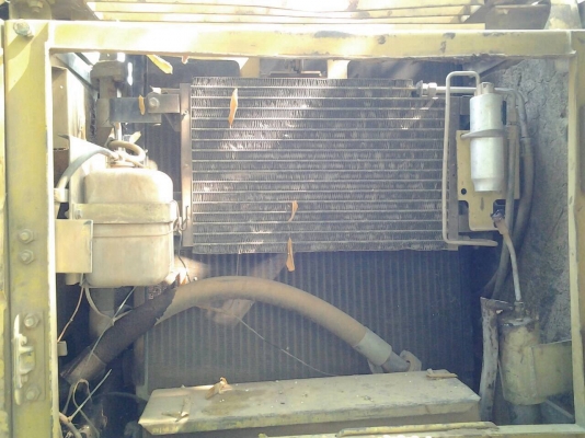 ขายแบคโฮ KOMATSU PC200-6 เอกสารเล่มทะเบียน รถใช้งานอยู่ทุกวัน เครื่องแน่น ปั้มแรง เอวแน่นไม่หลวม แทรคดี ราคาต่อรองได้ครับ