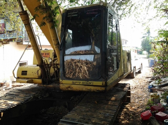 ขายแบคโฮ KOMATSU PC200-6 เอกสารเล่มทะเบียน รถใช้งานอยู่ทุกวัน เครื่องแน่น ปั้มแรง เอวแน่นไม่หลวม แทรคดี ราคาต่อรองได้ครับ