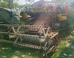 ขายด่วน รถเกี่ยวข้าวศักดิ์พัฒนา รุ่น บิ๊ก 37 เครื่องยนต์ 220 HP 6D17 เครื่องแน่นแรงดีไม่มีเยิ้ม อุ้ม 2.5 ตัน ปั๊มไดกิ้นเบอร์ 23 ช่วงล่างตัวเดิน 200 สภาพดีมากครับ พร้อมใช้งานได้เลย ราคาต่อรองได้ครับ