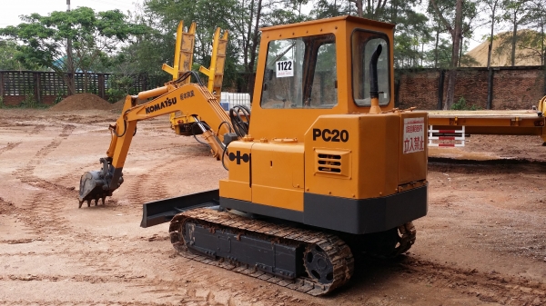 ขายแบคโคเล็ก โคมัตสุ PC20 สภาพสวย ขายแบคโคเล็ก โคมัตสุ PC20 สภาพสวย