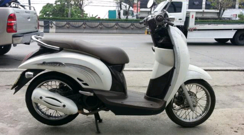 scoopy 110i  วิ่งน้อย ราคา 18000