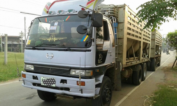 HINO.3H-2เพลา-เครื่องK13C.เกียร์อิตั้น.ช่วงล่างZM.ไม่ดั้ม.ราคา.750,000..ติดต่อเจ้าของเลยครับ.080.4648657..