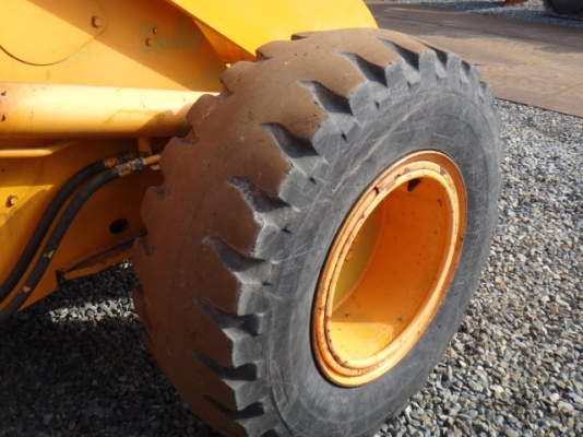 ขายรถตัก KOMATSU 520 ขายรถตัก KOMATSU 520