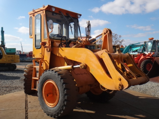 ขายรถตัก KOMATSU 520 ขายรถตัก KOMATSU 520